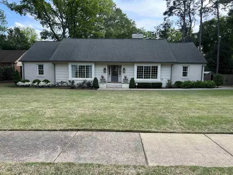 5293 S Angela Rd, Memphis, TN 38120