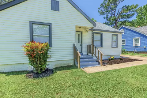 1061 S Highland St, Memphis, TN 38111