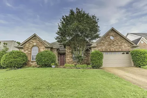 1122 E Red Fern Cir E, Cordova, TN 38018