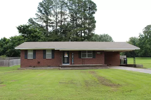 1660 Garland Dr, Covington, TN 38019