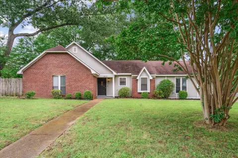 2415 Bartlett Blvd, Bartlett, TN 38134