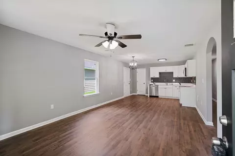 3766 Grey Rd, Memphis, TN 38108