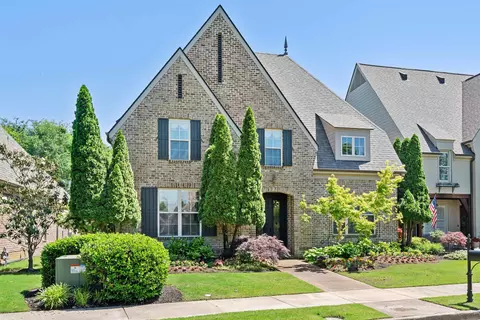 10011 Dropseed Dr, Lakeland, TN 38002