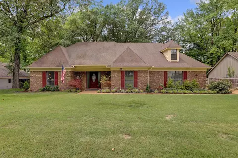 150 Country Pl, Memphis, TN 38018