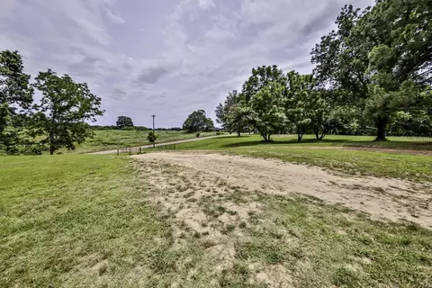1677 Mcwilliams Rd, Covington, TN 38019 photo 23