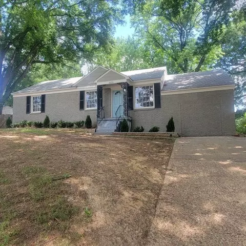 3070 St Charles Dr, Memphis, TN 38127