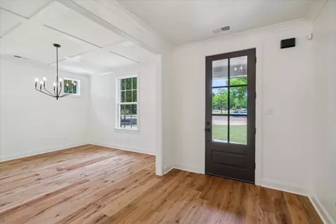 230 E Pecan Valley St, Collierville, TN 38017 photo 6
