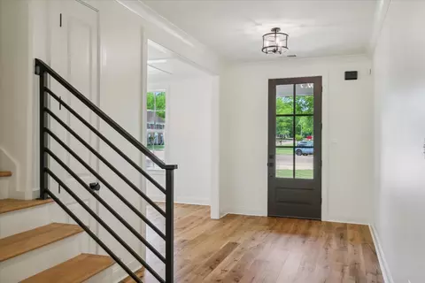 230 E Pecan Valley St, Collierville, TN 38017 photo 5