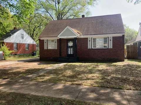 1082 Woodbury St, Memphis, TN 38111