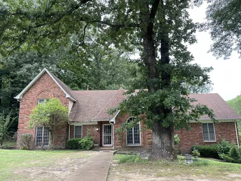 55 Vine Grove Ln, Memphis, TN 38018