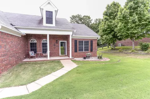 54 David Reed Dr, Munford, TN 38058