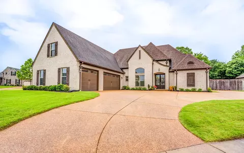 3571 Wellwick Dr, Bartlett, TN 38133