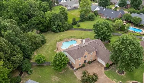 3818 Cutter Cv, Lakeland, TN 38002