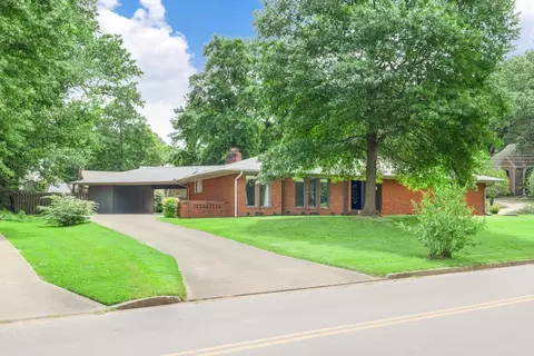 1010 Walters St, Covington, TN 38019