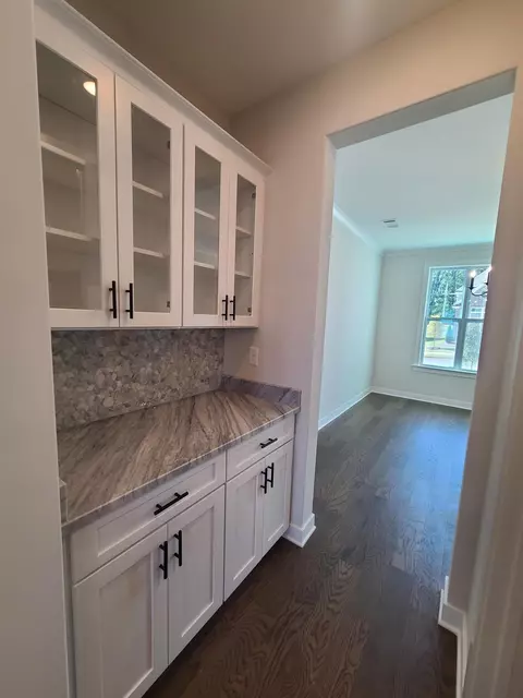 644 Mount Laurel Dr, Collierville, TN 38017 photo 8