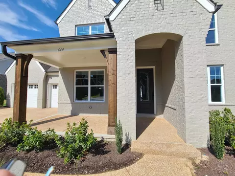 644 Mount Laurel Dr, Collierville, TN 38017 photo 2