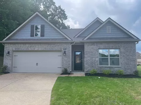 4399 Field Oak Rd, Millington, TN 38053