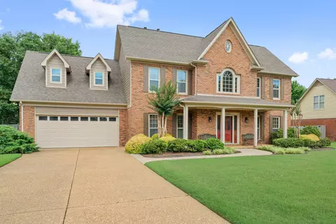 1283 Creek Valley Dr, Collierville, TN 38017