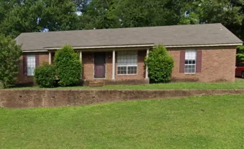 2766 Stage Park Dr, Memphis, TN 38134