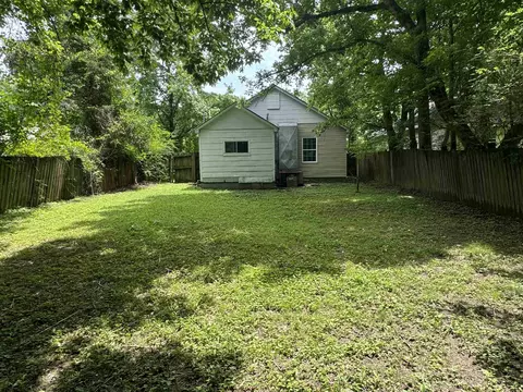 19 Monroe Ave, Jackson, TN 38301 photo 14
