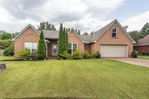 12163 S Everett Hill Cir, Arlington, TN 38002