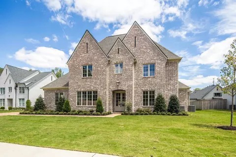 3650 Silver Laurel Dr, Germantown, TN 38138