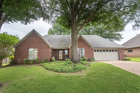 4260 Long Creek Rd, Memphis, TN 38125