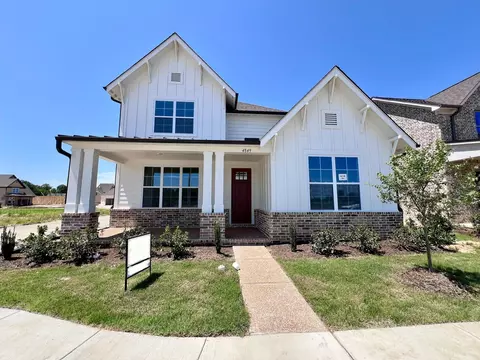 4849 Lyla Ln, Collierville, TN 38017