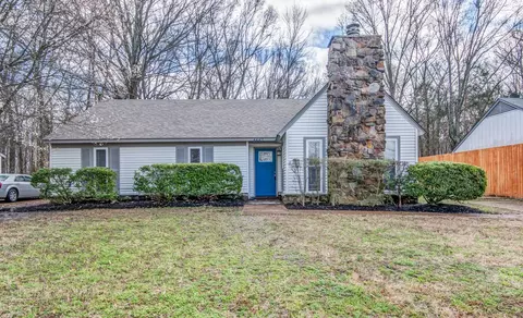 6667 Santaolina Dr, Memphis, TN 38134