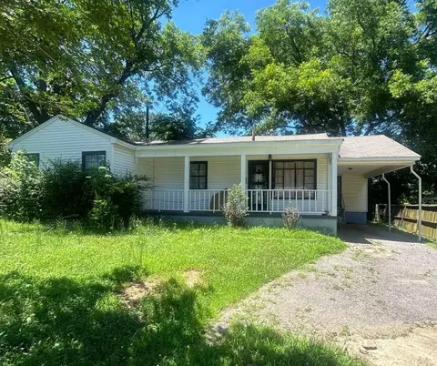 1384 Grand Opera Cv, Memphis, TN 38106