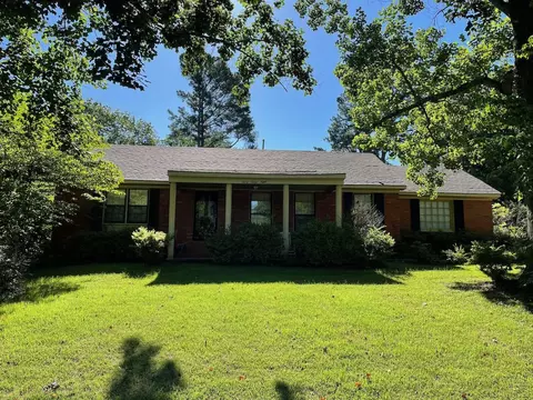 3038 Chaucer Ln, Bartlett, TN 38134