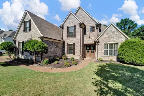 5254 Prairie Sky Dr, Lakeland, TN 38002