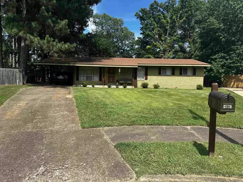 2876 Clearbrook St, Memphis, TN 38118