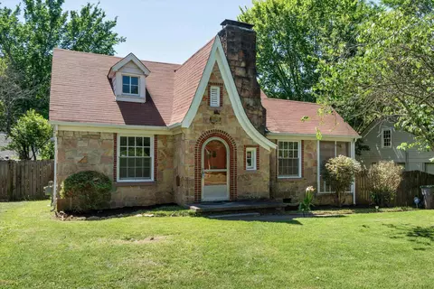 199 Alexander St, Memphis, TN 38111