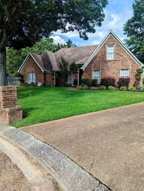 4276 Old Forest Cv, Memphis, TN 38125