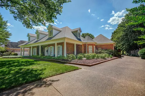 2575 Dibrell Trail Dr, Collierville, TN 38017 photo 2