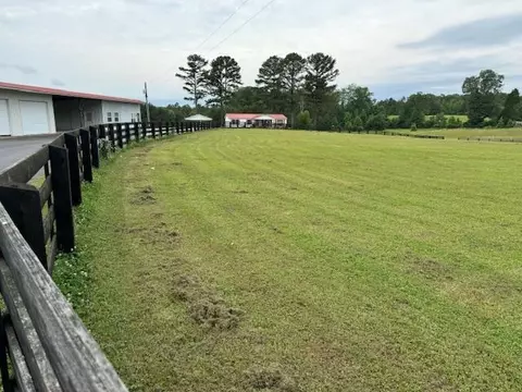 1995 Naylor Rd, Toone, TN 38381