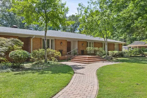 2920 Ashmont Dr, Germantown, TN 38138
