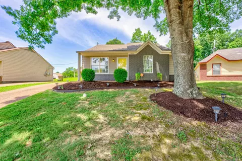 4435 Kings Men Cv, Memphis, TN 38128