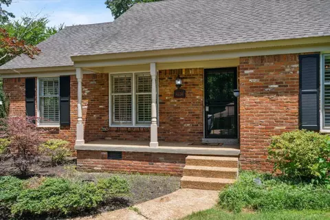 4334 Woodcrest Dr, Memphis, TN 38111