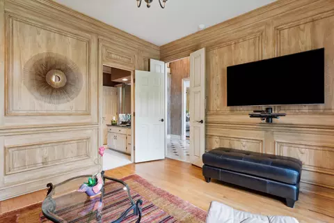 967 E Riverwalk Dr, Memphis, TN 38120 photo 11