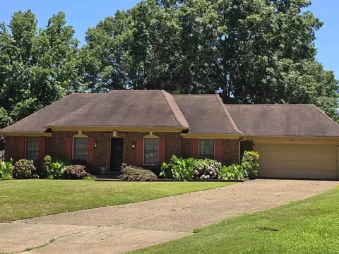 6905 Arbor Lake Cv, Memphis, TN 38141