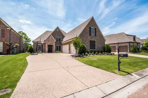 565 Ogilie Cv, Collierville, TN 38017