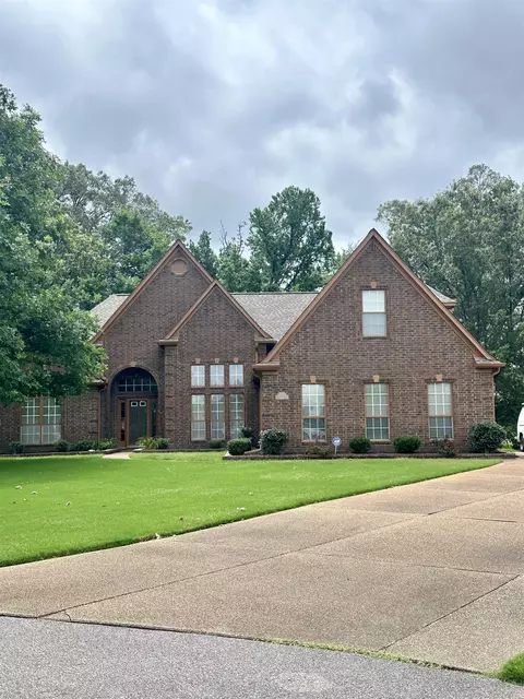 7953 New Castle Cv, Southaven, MS 38671