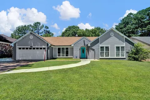 3481 Fox Leigh Dr, Memphis, TN 38115