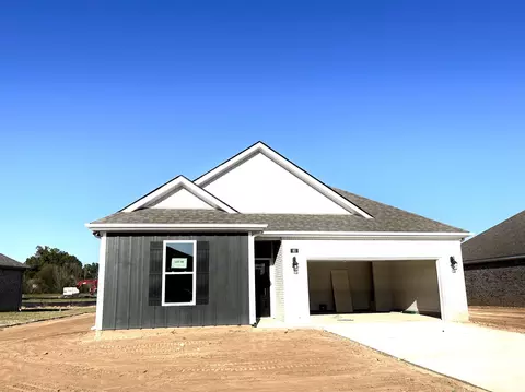 85 Creek Fall Dr, Oakland, TN 38060