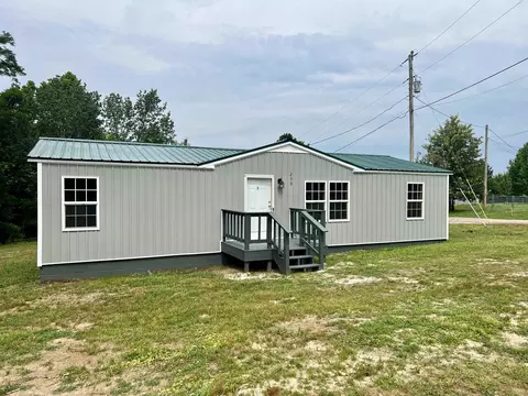 233 Baptist St, Adamsville, TN 38310