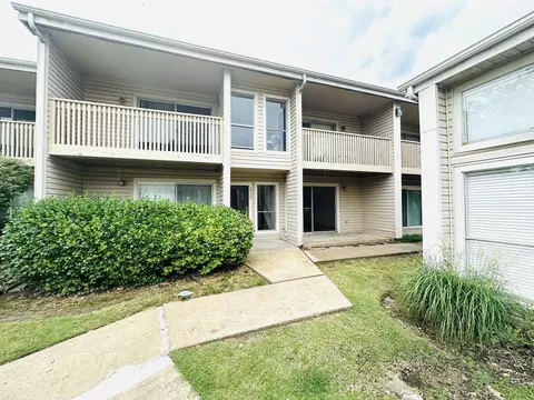 6757 Quail Hollow Ct #1, Memphis, TN 38120