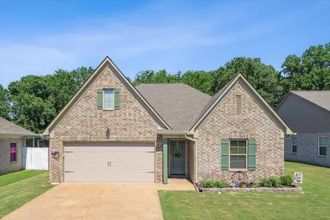 6 N Meadows Cv, Munford, TN 38058