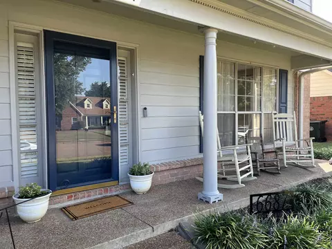 6687 Stonetrace Dr, Bartlett, TN 38135